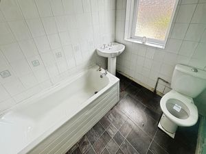Bathroom- click for photo gallery